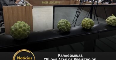 O pedido de abertura de uma Comissão Parlamentar de Inquérito (CPI) para investigar a adesão da Prefeitura de Paragominas a Atas de Registro de Preços foi retirado de pauta na Câmara Municipal. A proposta havia sido apresentada pelo vereador Evandro Dalmaso, mas perdeu apoio após parte dos parlamentares retirar suas assinaturas.